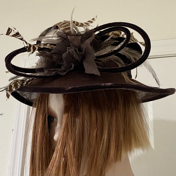 PETER BETTLEY London Chocolate Brown Straw Velvet Feather Fascinator Hat - Picture 2 of 16